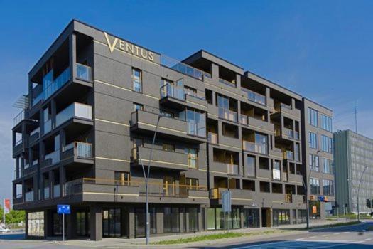Family & Business Elegant Apartments Ventus IX Wiekow- Centrum Downtown New! 凯尔采 外观 照片